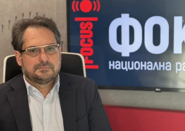 Доц. Смилов: До европейските избори управлението ще бъде относително стабилно