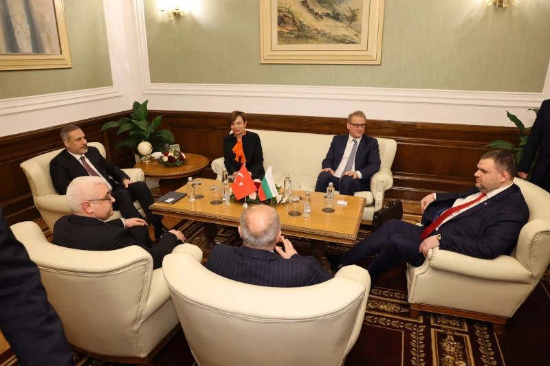 Пеевски на втора среща с турския министър на външните работи Хакан Фидан