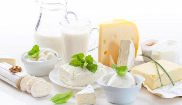 Сиренето и млякото в България са най скъпи спрямо останалите страни