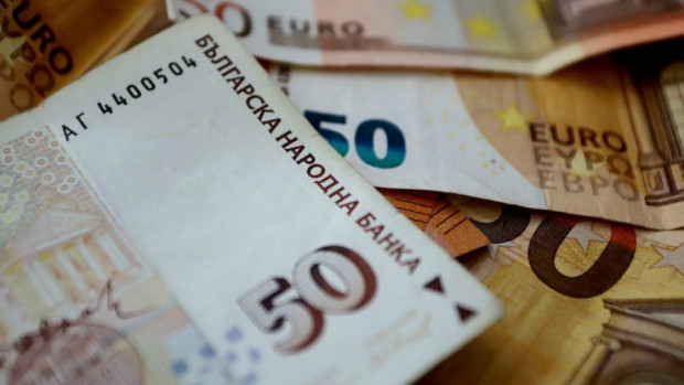 С приемането на еврото България вече няма да има собствена
