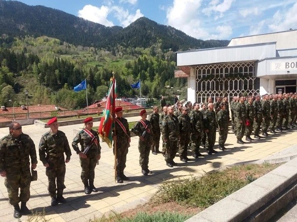 Военните в Смолян ще провеждат планирани стрелби, хората да не навлизат в забранените зони