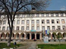 Обсъдиха въвеждането на нови специалности в две гимназии в Хасковско