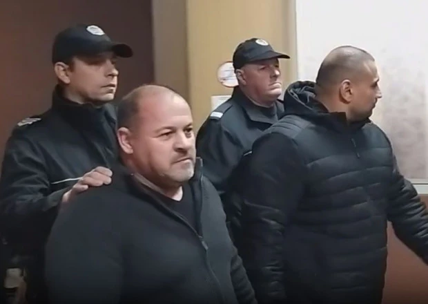 Четиримата задържани за участие в престъпна група в Пловдив остават в ареста