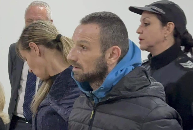 Майката на детето, малтретирано в Пловдив, е дала съгласие бащата да се грижи за него