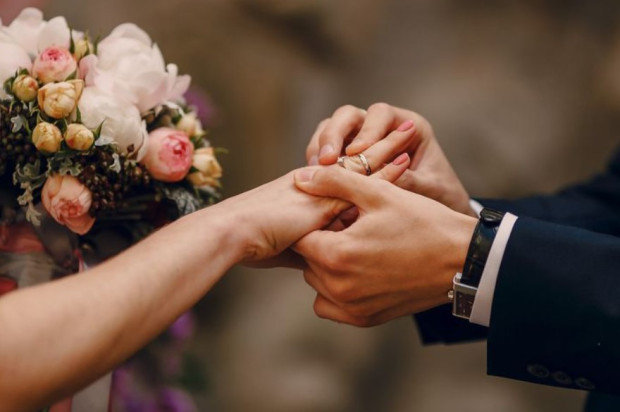 Астрологът Стина Гарбис разкрива най добрите дати за сключване на брак