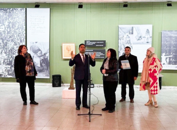 TD В Русе гостува изложба под наслов Ахимса ненасилието вдъхновена от