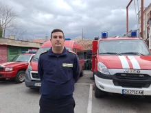 Жената, пострадала при пожара в сливенския квартал "Дружба" тази нощ, е транспортирана в клиника по изгаряния в Пловдив