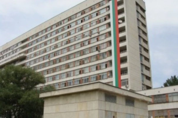 Жената, пострадала при пожара в Сливен, е транспортирана в Клиниката по изгаряния в Пловдив