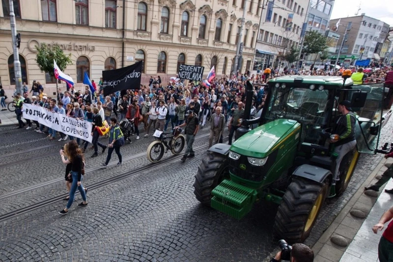 Словашките фермери заплашиха да се включат в протестите на европейските си колеги