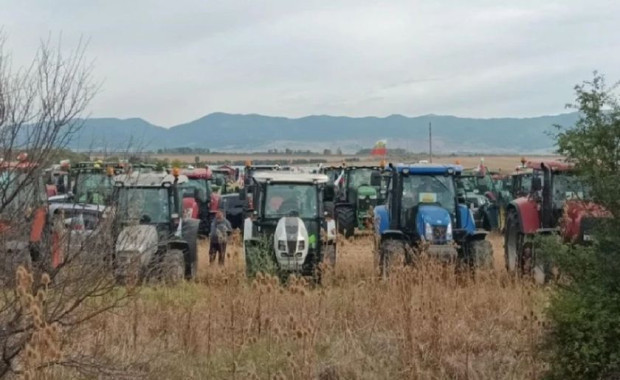 Ръководството на МЗХ кани представители на протестиращите днес земеделски организации