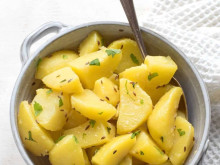 Знаете ли как правилно да варите картофи?