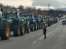 На 80 места в страната земеделците протестират