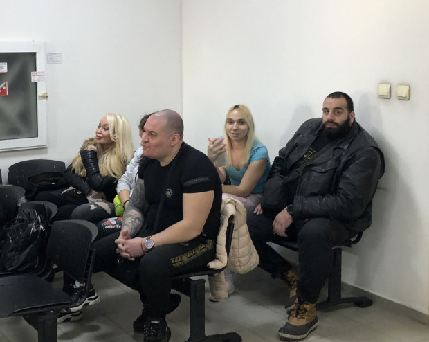 </TD
>Поредното заседание на делото срещу Тротинетката, Чеченеца и Куката, обвинени