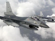 Нидерландия ще прехвърли на Украйна още шест изтребителя F-16