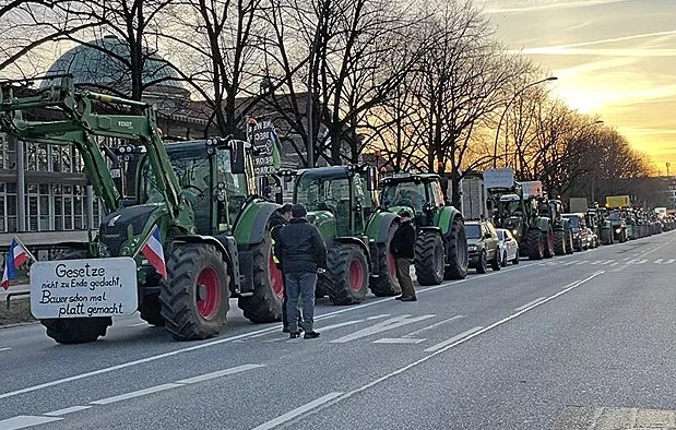 Фермери отново блокираха границата между Белгия и Нидерландия