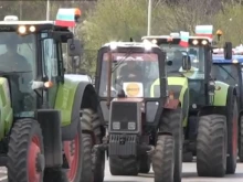 В Румъния предупредиха пътуващите към България: Фермерите блокират граничните пунктове