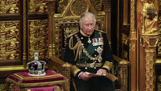 Британският крал Чарлз III е диагностициран с рак и ще се оттегли