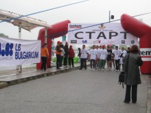 60 пловдивчани участваха на маратон на Гребната