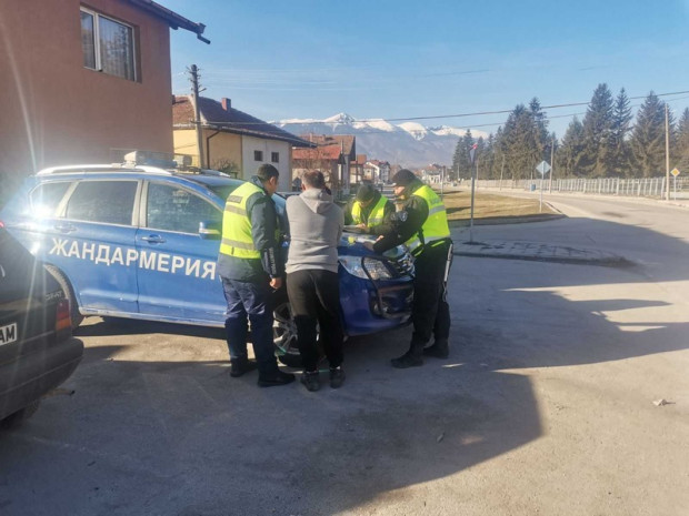 </TD
>В област Благоевград се провежда специализирана полицейска операция по линия