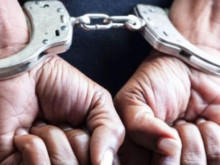 "Задържане под стража" за единия от четиримата столични полицаи, обвинени във взимане на подкуп