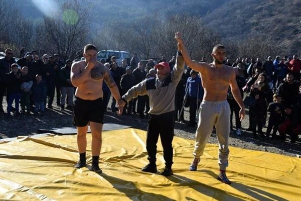 Пловдивчанинът, който спечели борбите край Асеновград сподели какво е направил с коча