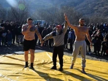 Пловдивчанинът, който спечели борбите край Асеновград сподели какво е направил с коча