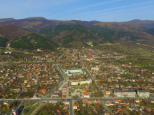 В най-малката община в България взимат най-големите заплати