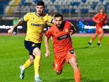 Георги Минчев с втора поредна победа в Кипър, предстои дерби срещу лидера