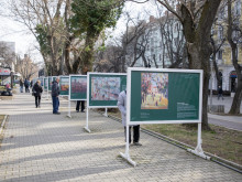 Художествената галерия показа изложба на открито в центъра на Стара Загора
