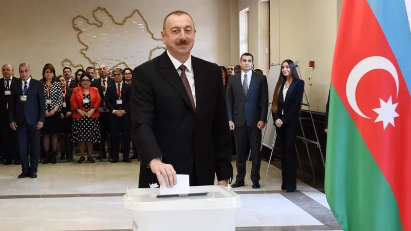 Алиев печели президентските избори в Азербайджан с 93,9% от гласовете
