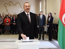 Алиев печели президентските избори в Азербайджан с 93,9% от гласовете