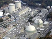 След изтичането на радиоактивна вода от "Фукушима 1": Забелязаха задимяване в спрян блок на друга японска АЕЦ