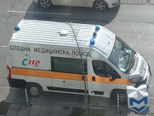 Жена е починала в такси, пътувайки към болница