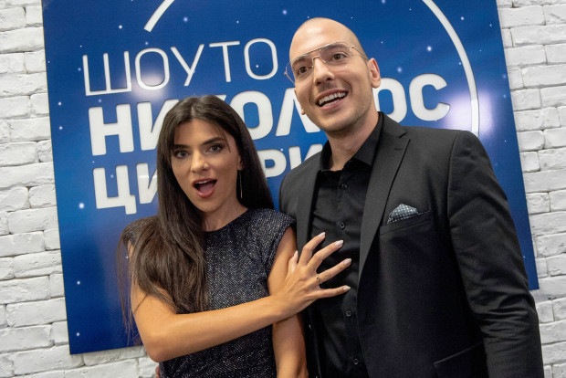Новата водеща на Вечерното шоу на Българската национална телевизия Андреа