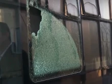 Гневни столичани: Шофьор на джип замери автобус 76 с бутилка