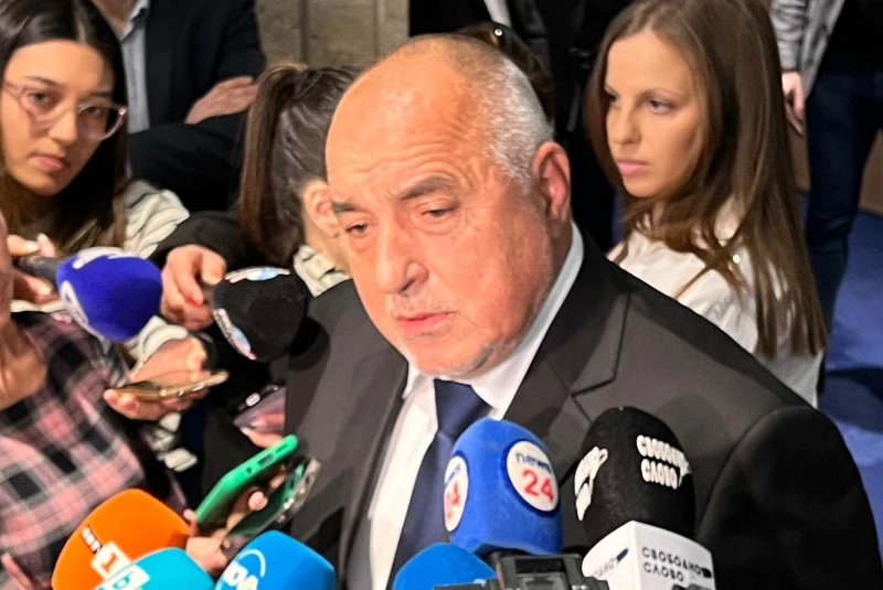 Борисов предлага избори две в едно