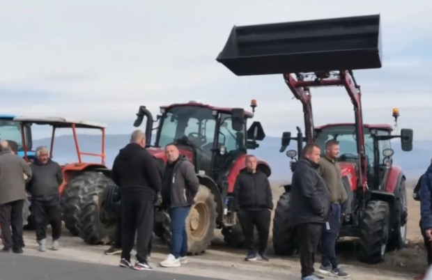 Две фермерски асоциации продължават протестните действия, въпреки постигнатото споразумение между правителството