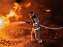Пожар в Харков: Русия е атакувала петролното депо в града, тече евакуация