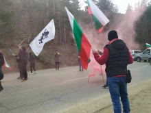 Блокиран е пътят за ГКПП – "Гюешево"