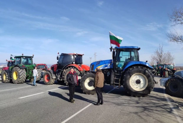 Мащабен протест в София: Част от недоволните земеделци искат оставката на Кирил Вътев