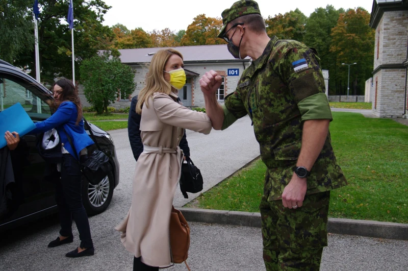 Европейският парламент поиска страните-членки да харчат повече за отбрана