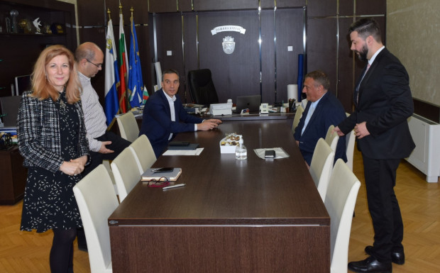 </TD
>Кметът се срещна с новия председател на Съюза на българските