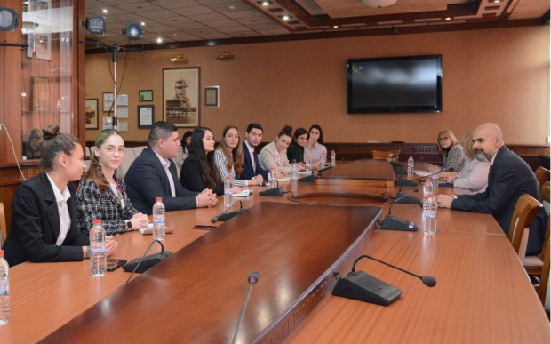 Представители на Студентските съвети от гр Варна се срещнаха със