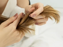 Заради риск от ракови заболявания: В САЩ готвят забрана на популярен метод за изправяне на косата