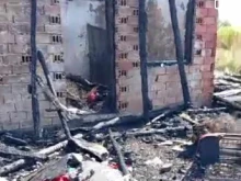 Барака пламна в ромския квартал на Кюстендил