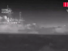 Появи се видео от унищожението на руския ГДК "Цезар Куников" с безпилотен катер Magura V5