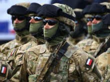 Полша изпревари САЩ по разходи за отбрана като процент от БВП