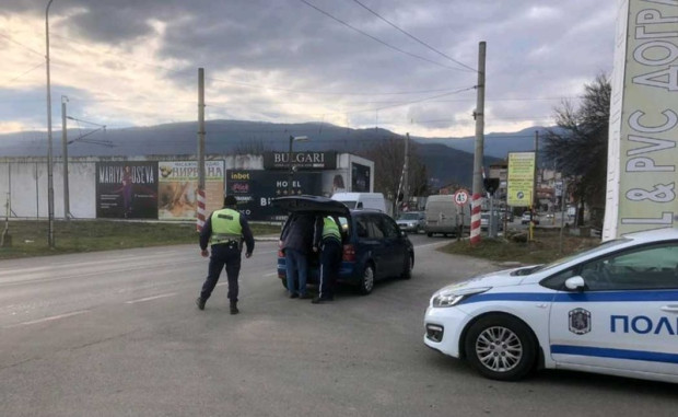</TD
>В област Благоевград днес се провежда специализирана полицейска операция по