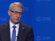 Премиерът: Най-лесно е с Мария Габриел да сменим местата си