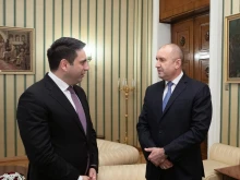 Ето кои теми обсъдиха президентът Радев и председателят на арменския парламент